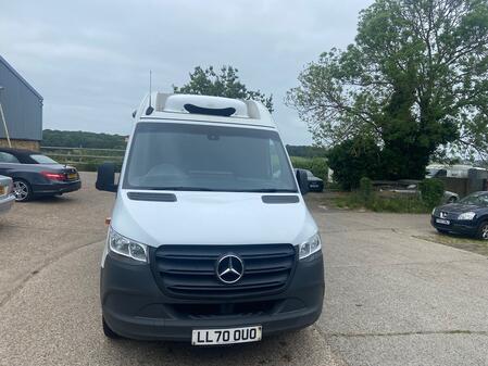 MERCEDES-BENZ SPRINTER 2.0 315 CDI Progressive