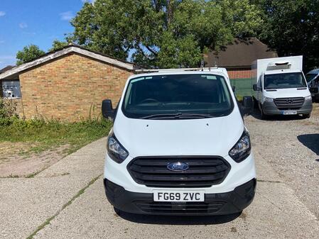 FORD TRANSIT CUSTOM 2.0 300 EcoBlue Leader